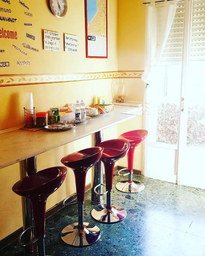 Vista Mare Rooms Reggio di Calabria Ngoại thất bức ảnh